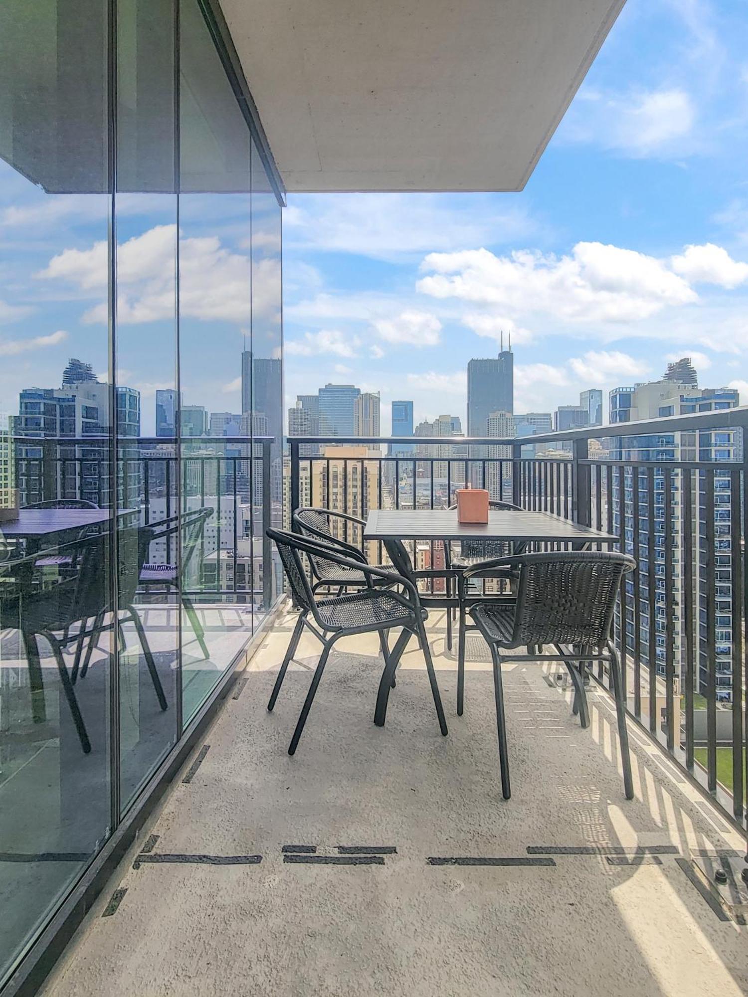 Aurelien Spacious Apartments In The Heart Of Gold Coast Chicago Dış mekan fotoğraf